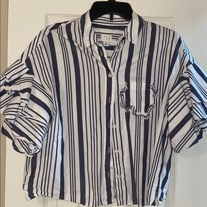 Crop top button up